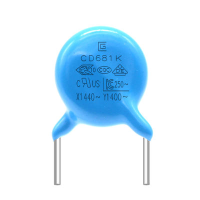 681K Y1 Safety Capacitor 400VAC Kuat Atas Kemampuan Saat Ini Kapasitas Kecil