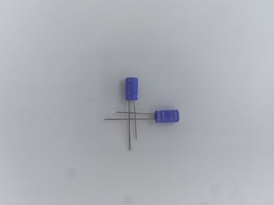 2.7V 1.0F Kelembaban suhu 40C Kapasitas tinggi Kondensator Daya tahan siklus 000 kali ESR≤4