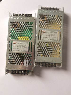 Unit Sumber Pencahayaan Serbaguna untuk Ruang 200*100*50mm dan Kelembaban 0-95%RH300W 60A 5V