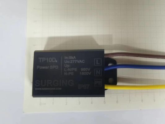 Perlindungan Petir Terkenal Tabung Pencahayaan Pengeluaran Gas 2KA Impulse Current Axial Termination Bentuk Koaksial